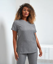 Load image into Gallery viewer, VIOLA LINEN LOOK CUT NECK BEAUTY TUNIC PR688